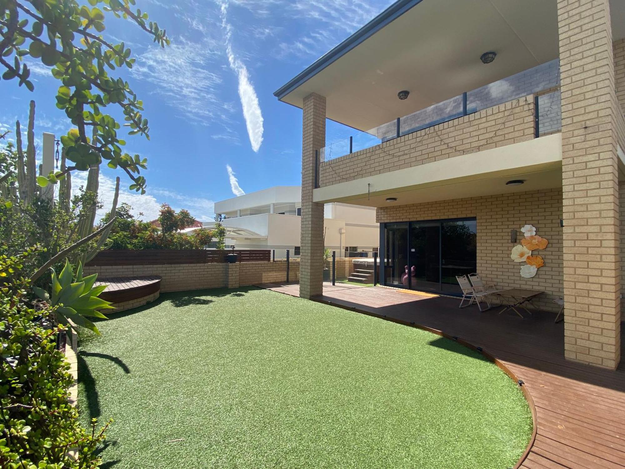 Sunny Ocean View Retreat Leilighet Perth Eksteriør bilde